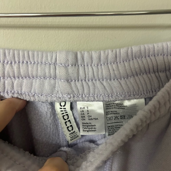 H&M Lilac Sweatpants - Picture 5 of 5